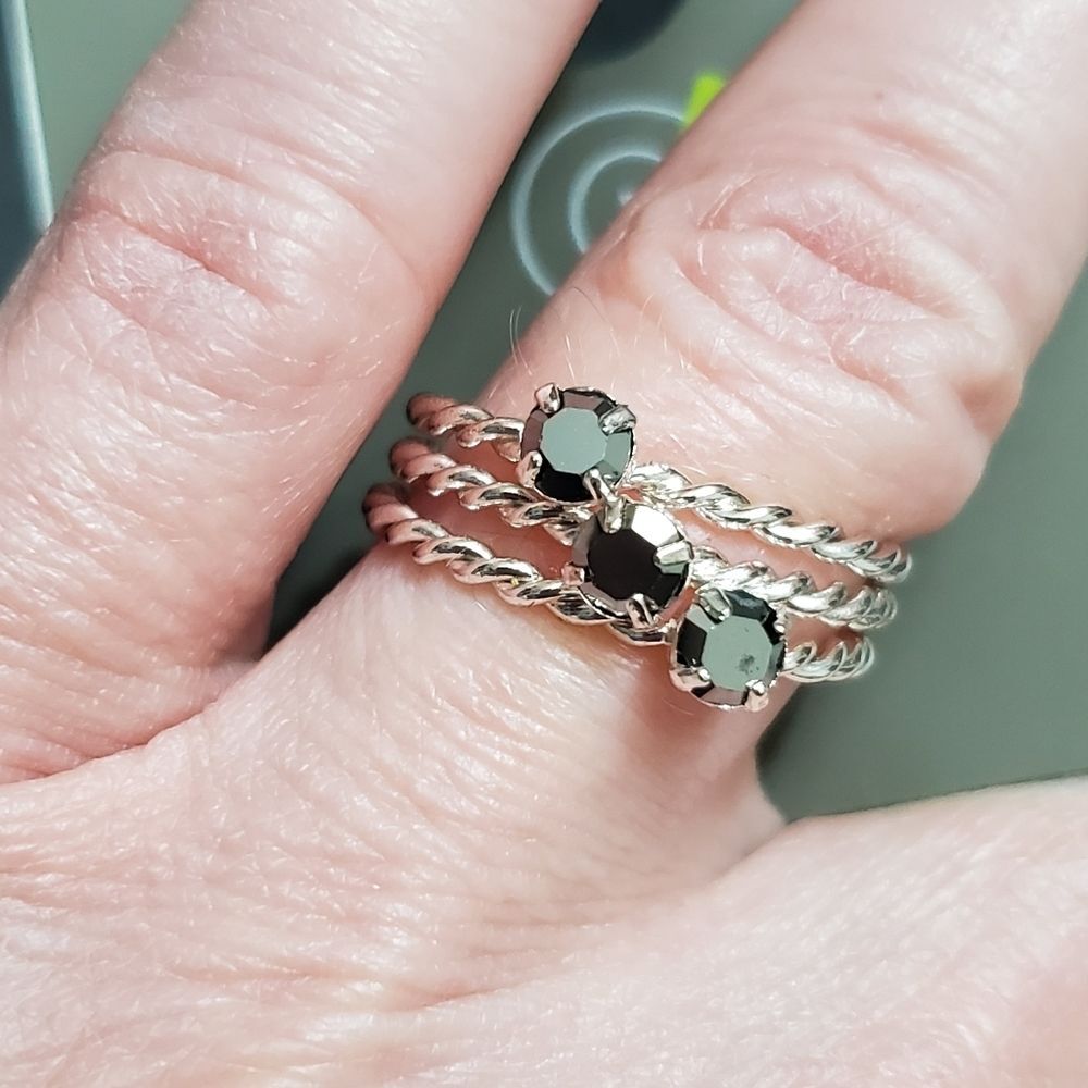 Silver tone stackable ring set Size 6.5 - Picture 2 of 8